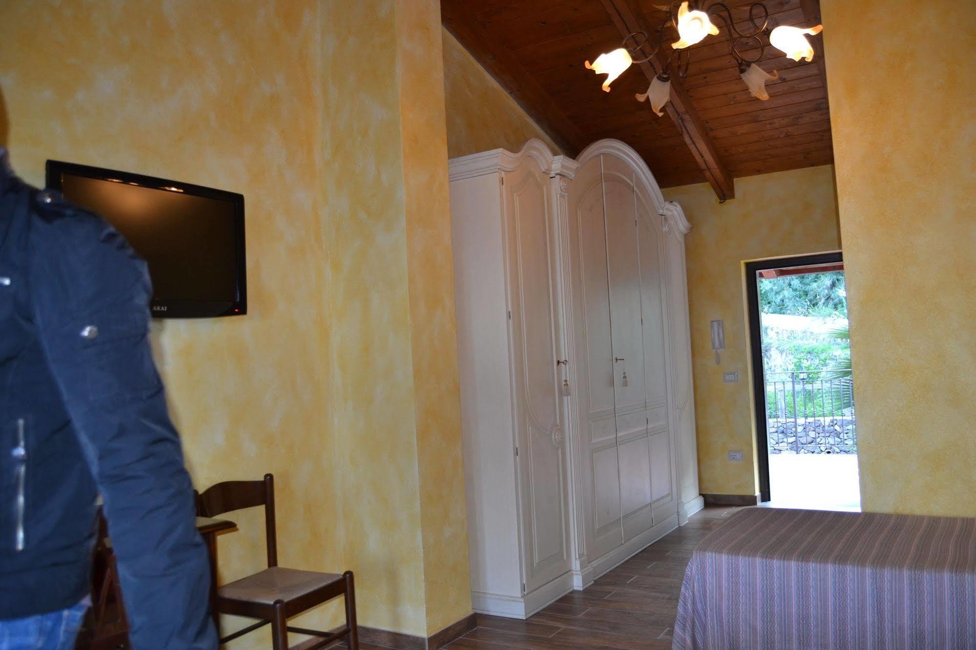 שילה B&B Villa Chianalea מראה חיצוני תמונה